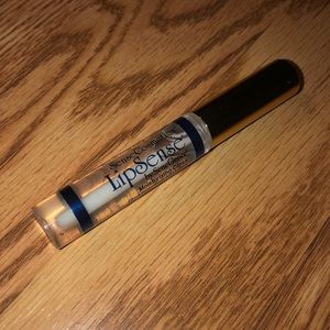 LipSense moisturizing gloss